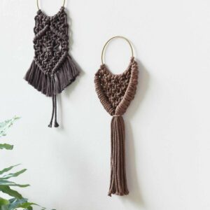 Makramee Set Mini-Wandbehang mit langen Fransen aus Rico Macrame Onesize mokka