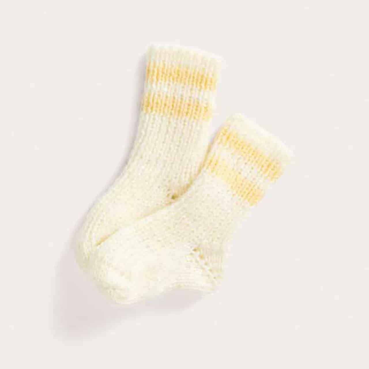 Strickset Socken Modell 03 aus Baby Nr. 34 9-12cm vanille